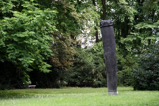 The Queen in the Wendlinghausen Palace Park