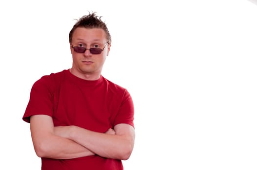 Man with sunglasses and crossed arms does look arrogant