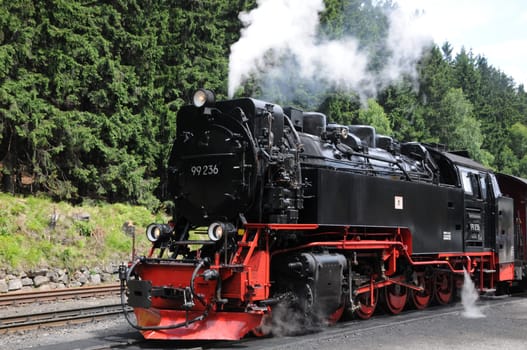 Harz narrow-gauge railway in Schirke. The journey continues to the Brocken.