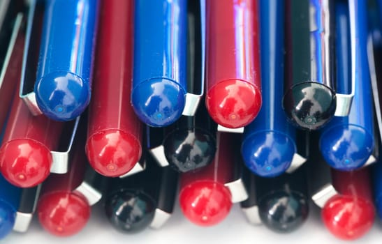 Multicolor pen