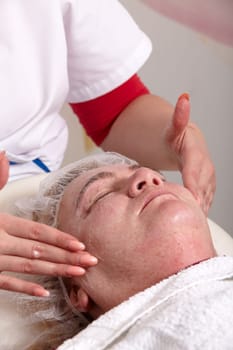 Face Scrub - Face Peeling
