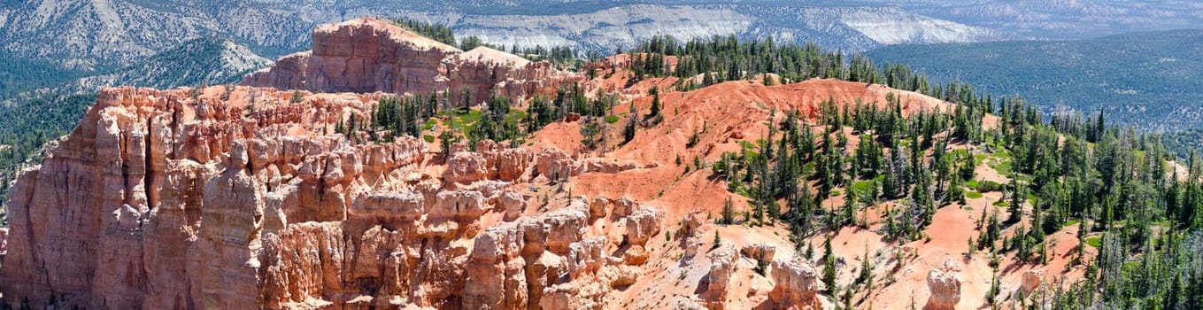 overview of Bryce Canyon National Park in Utah in the United States of America