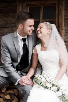 Pretty bride and groom celebrate their wedding