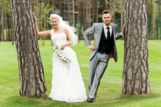 Pretty bride and groom celebrate their wedding