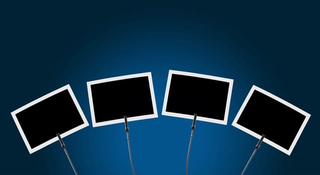 Photo clip 4x against blue background 1
