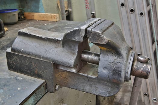 Rusty and used vise are ready for work