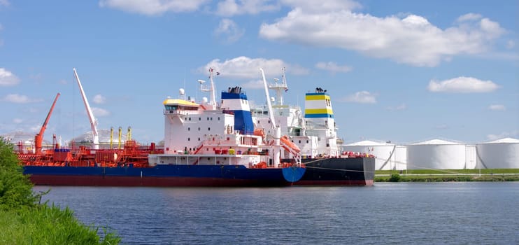 chemical tankers in amsterdam harbor