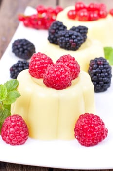 Pudding with berries