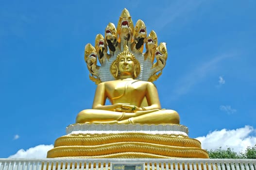 big buddha sculpture