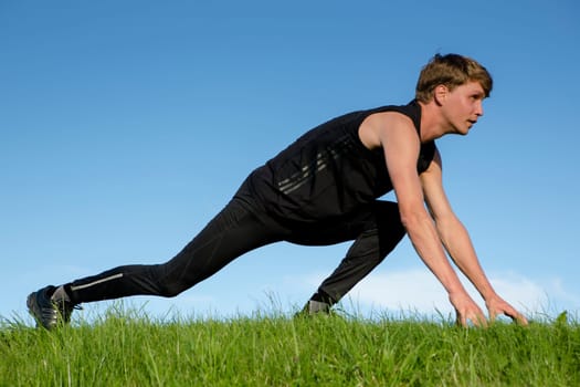 Sportsman is prepare for speedrun and take position