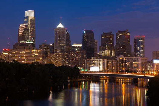 Night view of the Philadelphia skyline in pensylvania