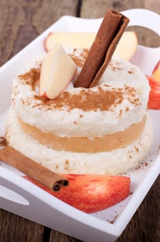 Rice pudding with applesauce
