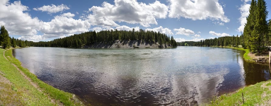 overview of the Yellowstone River in Yellowstone National Park in Wyoming in the United States of America
