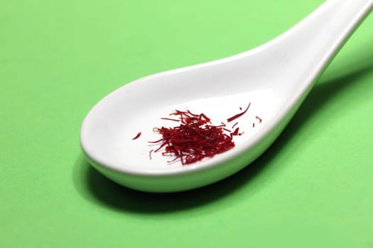 cloves on a spoon
