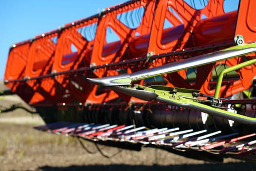 Picture of the blade divider of a combine harvester