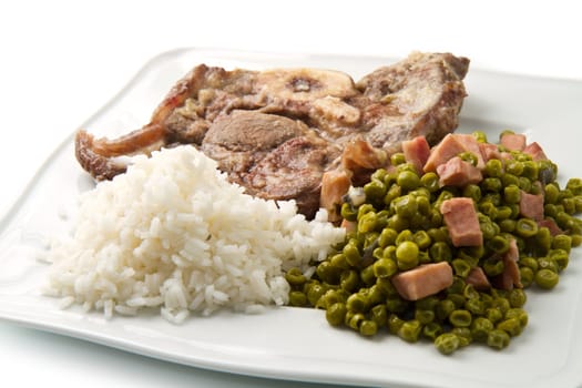 marrowbone with peas