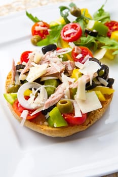 frisella with vegetables and tuna