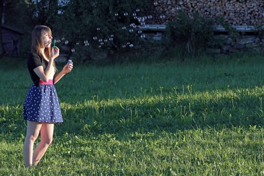 Soap bubbles in the evening sun