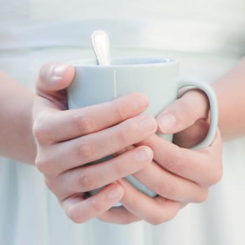 to hold on to a cup