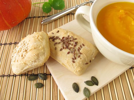 Pumpkin soup with mini bread