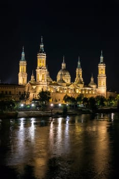 View of the Basilica Cathedral of Our Lady of the Pillar, Catedral Basilica de Nuestra Señora del Pilar, Zaragoza Spain