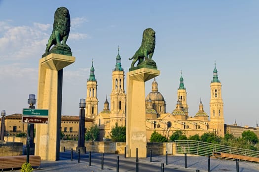 View of the Basilica Cathedral of Our Lady of the Pillar, Catedral Basilica de Nuestra Señora del Pilar, Zaragoza Spain