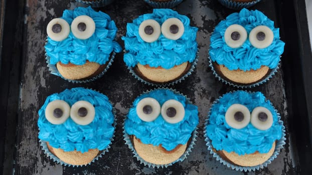 Monster Cupcake