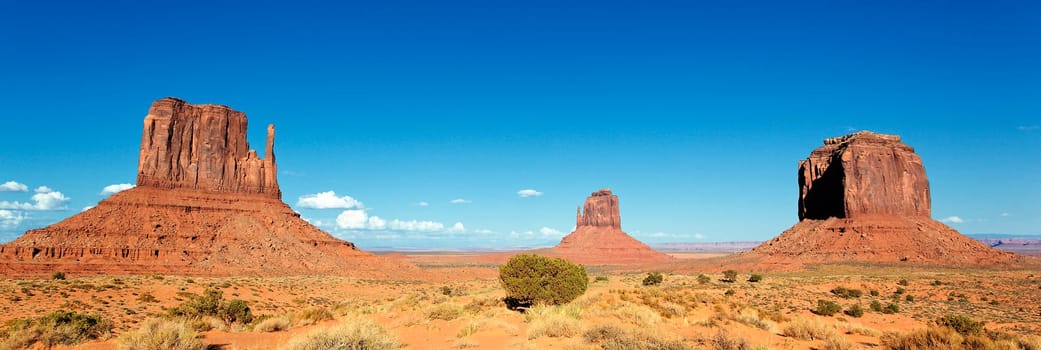 The unique landscape of Monument Valley, Utah, USA.