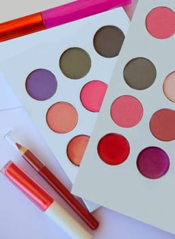 eyeshadow lipstick pen eyelashes mask cosmetics set