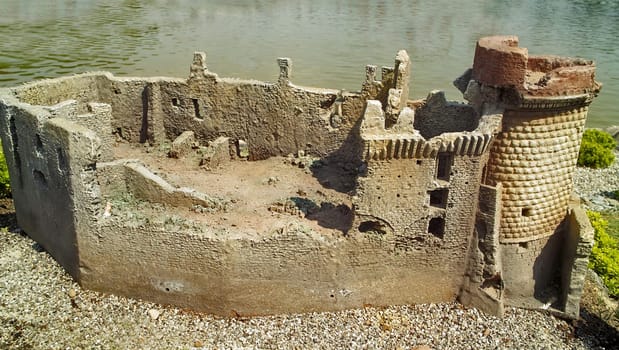Torre Del Diamante - Castel Gavone (SV) - XV century