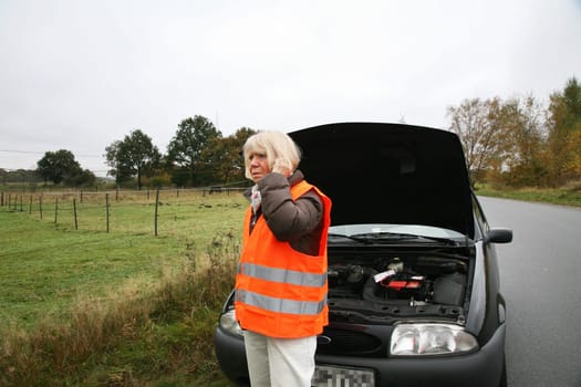 Senior citizen gets the ADAC