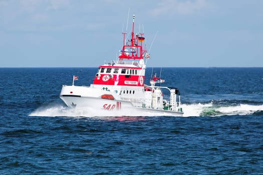 Rescue cruiser of the sea rescue