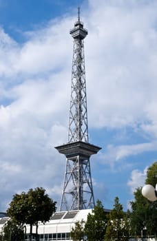 The Funkturm Berlin,once a transmitting tower for broadcast transmissions in Berlin and now a technical monument,belongs to the many landmarks of Berlin