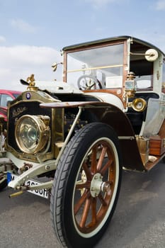 MUNICH, GERMANY - MAY 1st 2011: A beautiful french vintage car, a De Dion Bouton from 1908, was proudly presented at Munichs spring festival. May 1st, 2011 in Munich, Germany.