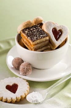 Freshly baked cookies in a bowl close up shoot