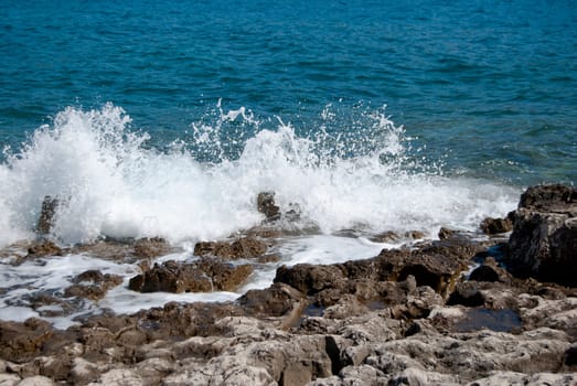 waves breaking on the shore
