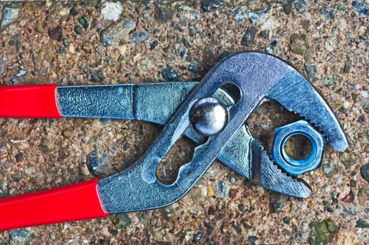 Pipe wrench