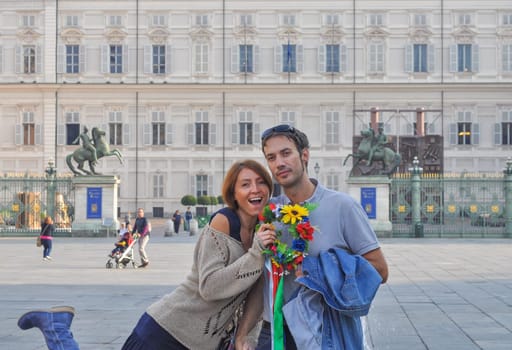 An happy couple in Turin, in wedding day