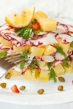 Octopus pie with potatos