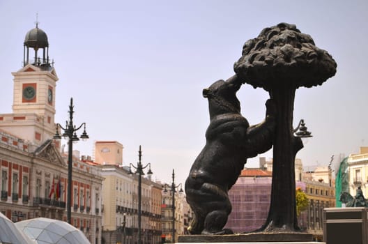 The statue of bear and strawberry tree in Madrid, Spain.