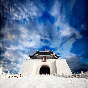 chiang kai shek memorial hall in taiwan
