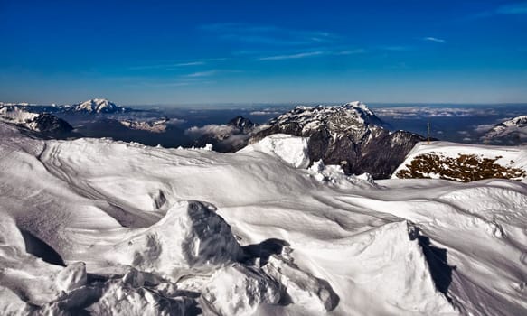 Snow on the Fronalpstock