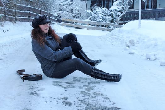 Risk of injury in black ice and slippery snow