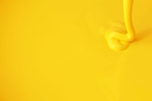 yellow paint