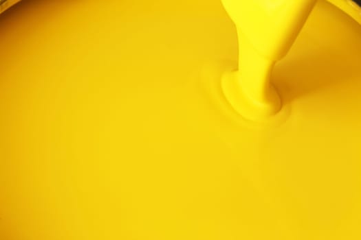 yellow paint