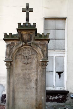 At the Garrison Cemetery in Hamelin