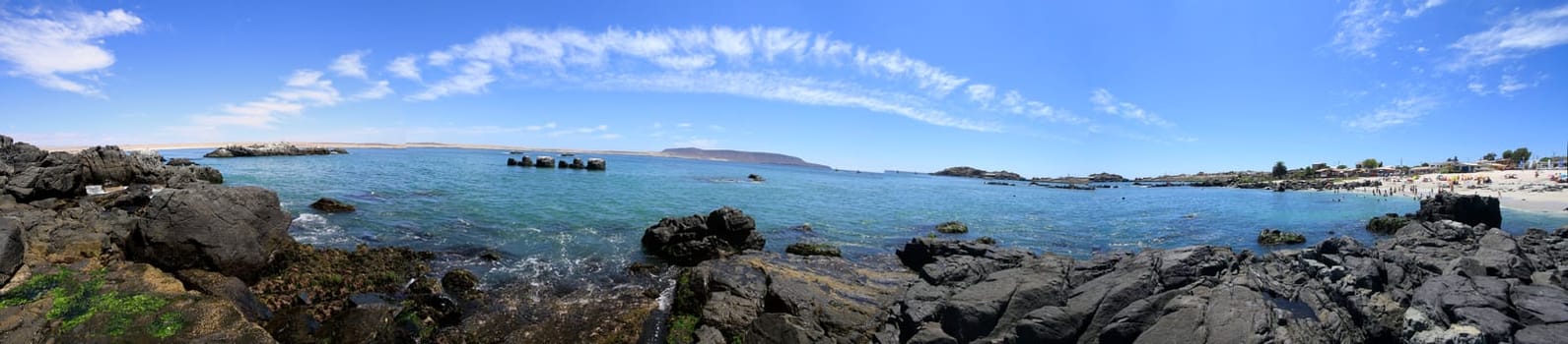 Beaches and harbour near Bahia Inglesia, Caldera, Chile