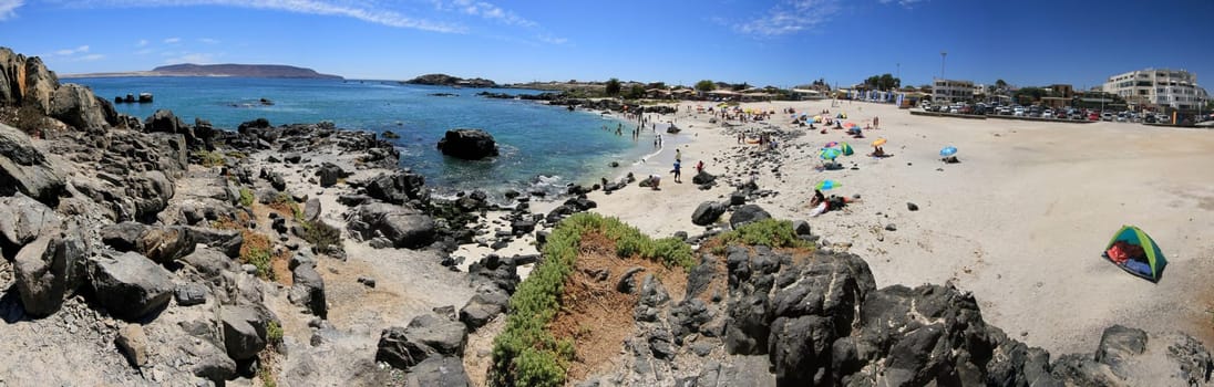 Beaches and harbour near Bahia Inglesia, Caldera, Chile