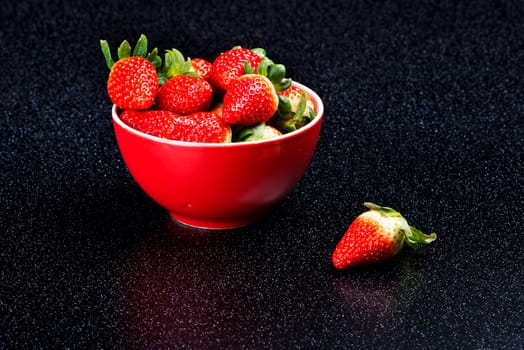 Bowl with strawberries