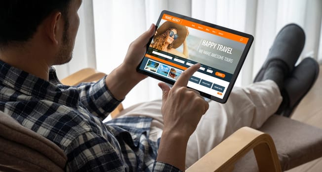 Online travel agency website for modish search and travel planning offers deal and package for flight , hotel and tour booking